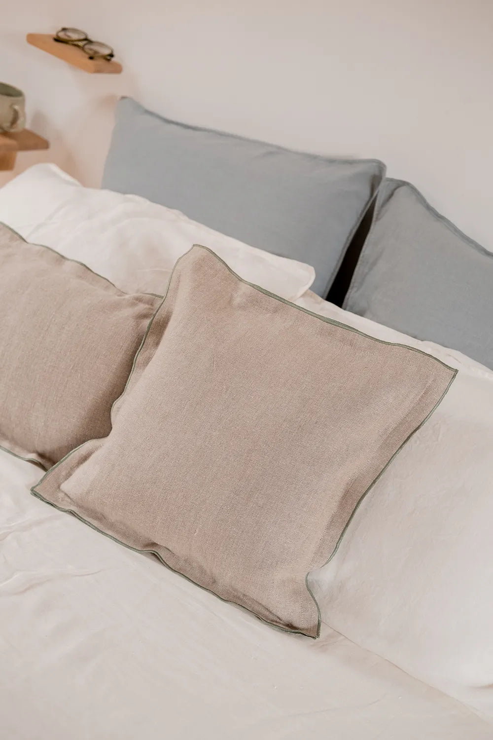 Housse de coussin beige en lin - linge de lit en lin made in france - cadeaux décoration
