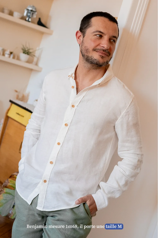 La chemise col boutonné blanche