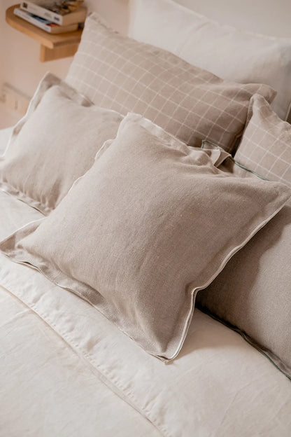 Housse de coussin beige en lin - linge de lit en lin made in france - cadeaux décoration