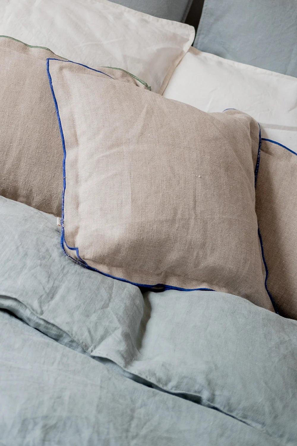 Housse de coussin beige en lin - linge de lit en lin made in france - cadeaux décoration