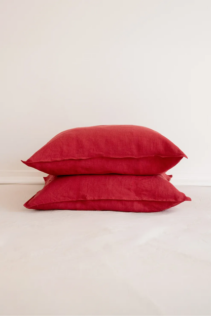 La taie d'oreiller cerise