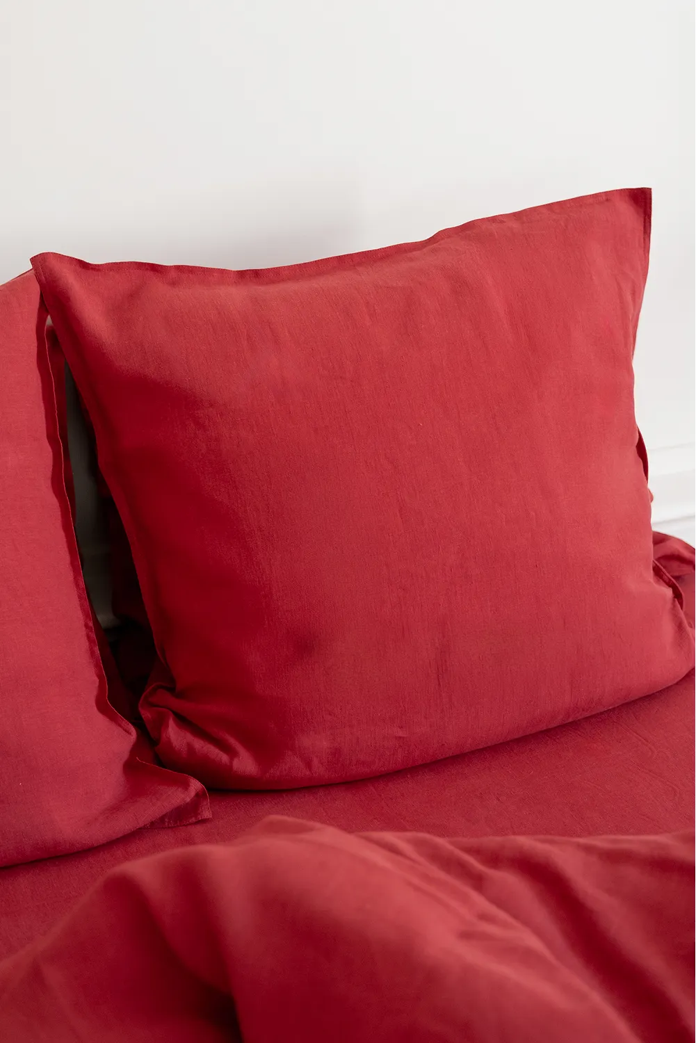 La taie d'oreiller cerise