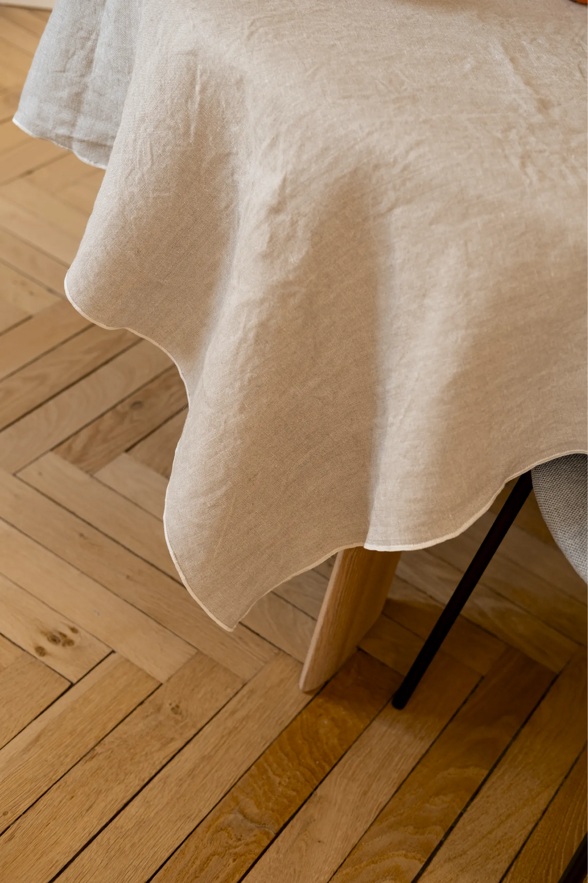 La nappe bourdon blanc