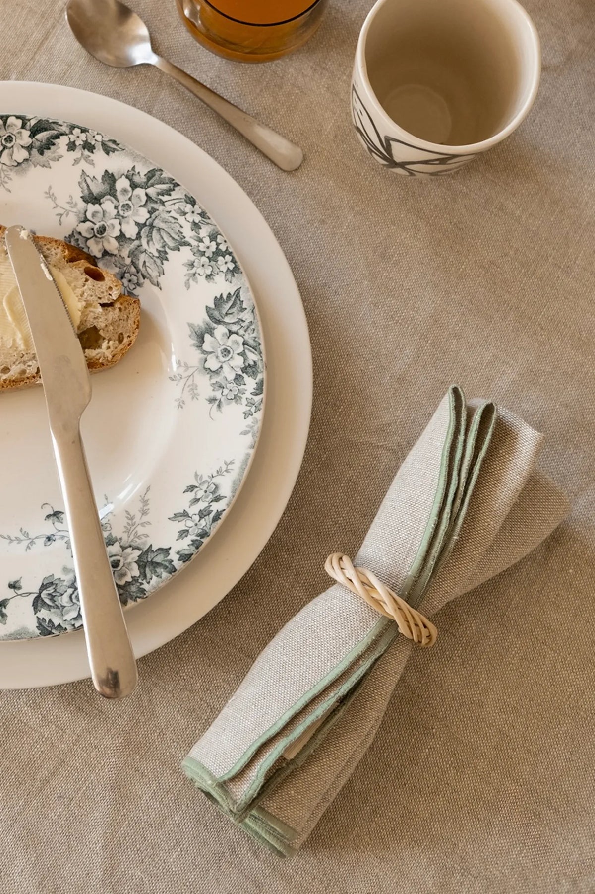 Le duo de serviettes de table bourdon vert