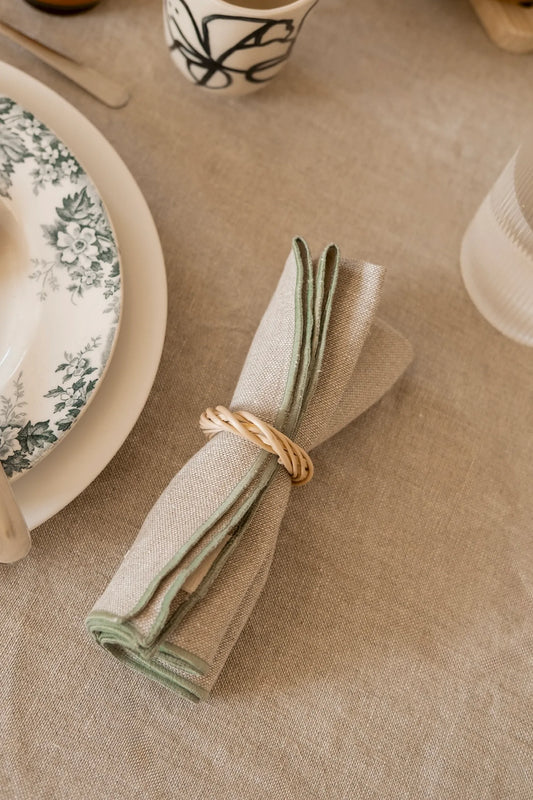 Le duo de serviettes de table bourdon vert