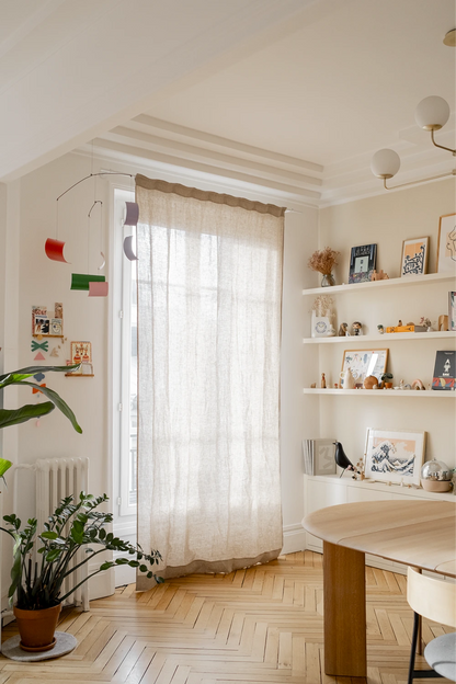 Le rideau fin beige