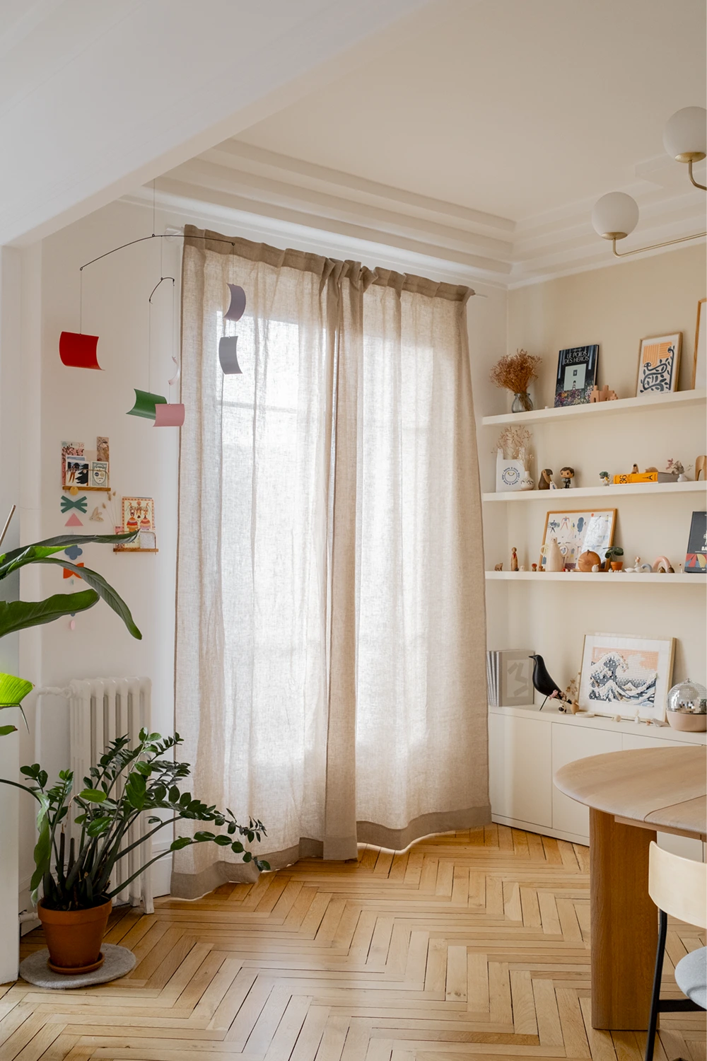 Le rideau fin beige