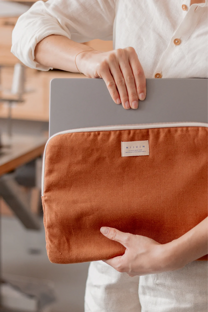 Pochette ordinateur en lin - écoresponsable