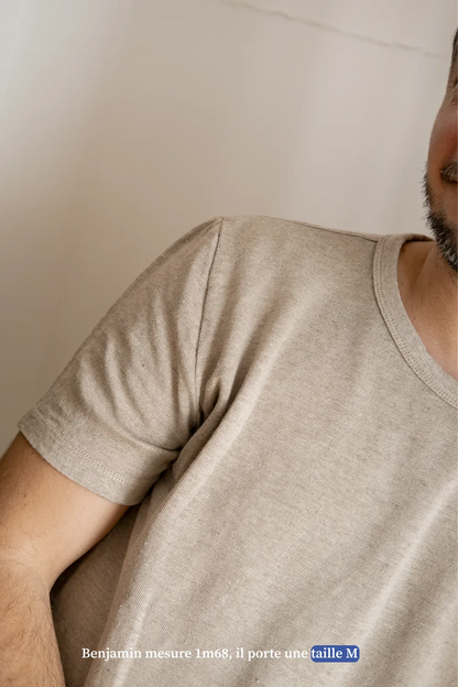 Le t-shirt manches courtes beige