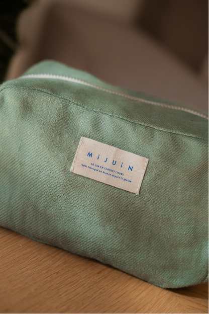 Trousse de toilette verte en lin Made in France"