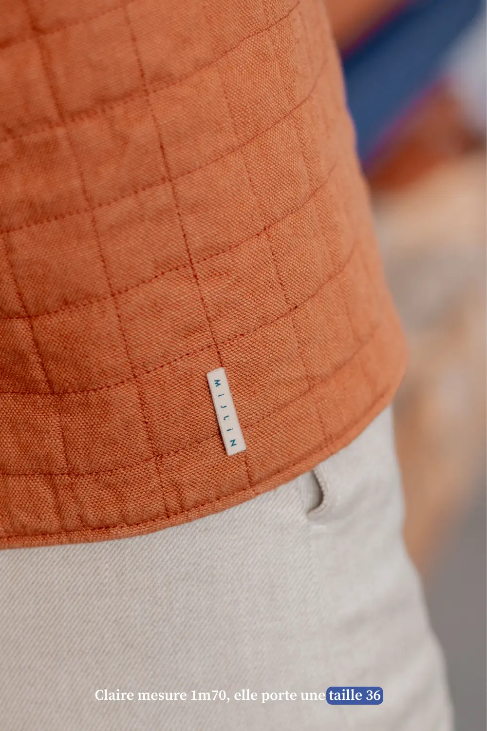 Veste sans manche en lin caramel - Made in France