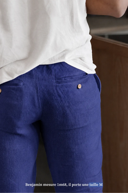 Le chino bleu