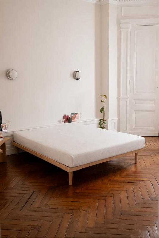 Le drap housse blanc
