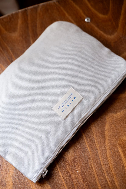 La pochette beige